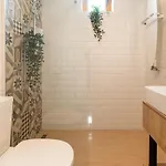 Downtown Retreat: Spacious 2-br By Unirii Square *